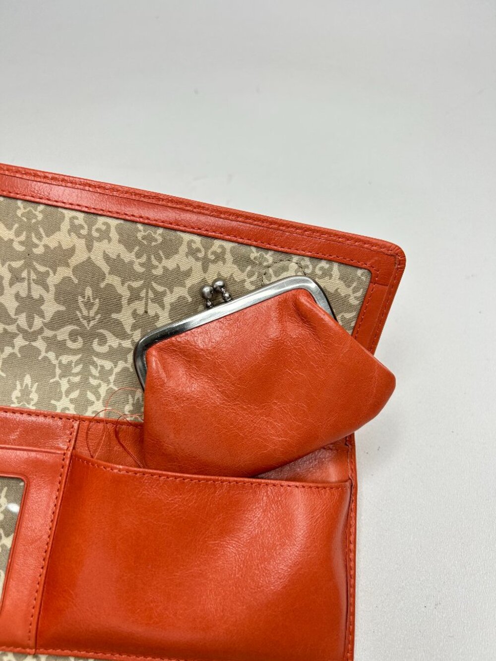HOBO International SADIE Tangerine Leather TRIFOLD Wallet w/Coin Purse - Picture 12 of 12